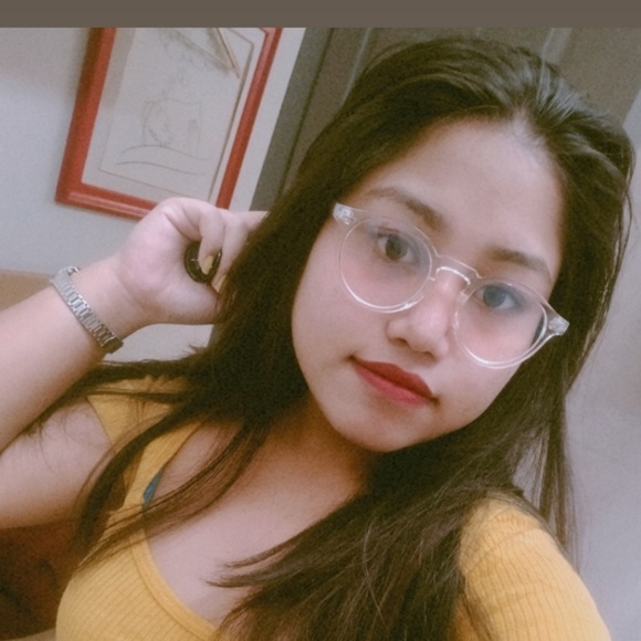 Meet your Posher, Sima - Picture 1 of 1